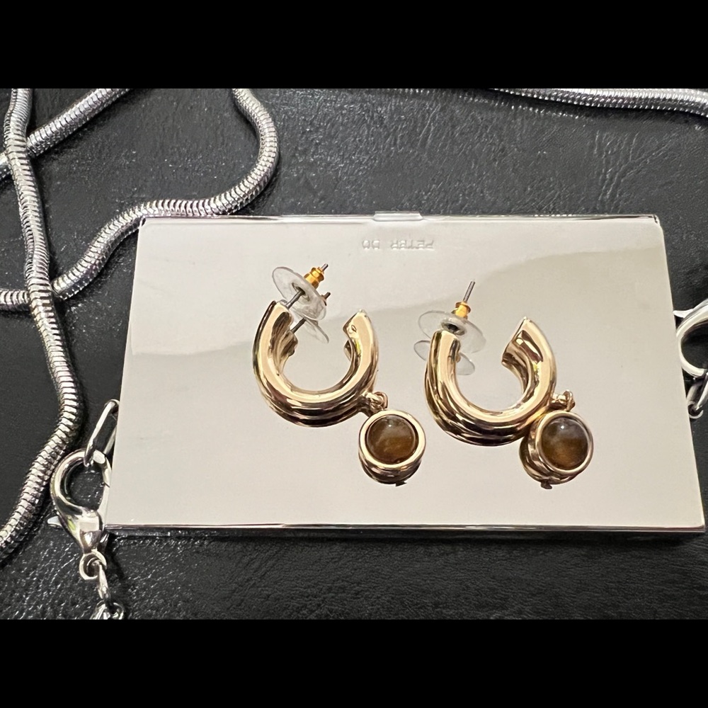 Gold Earrings with cat eye opal Pendant